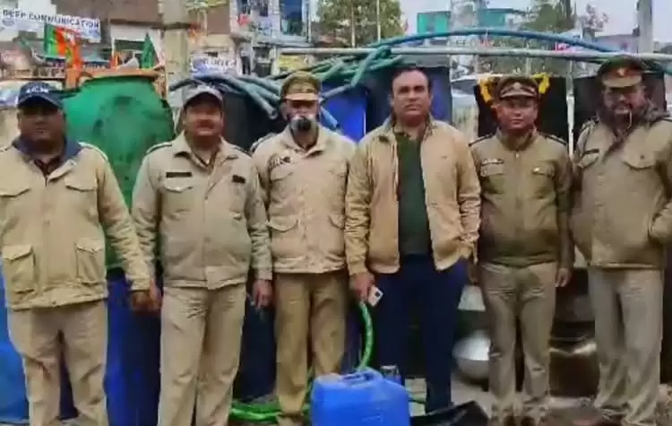 Udhamsingh Nagar । उत्तराखंड विधानसभा चुनाव आते ही नशा तस्कर भी सक्रिय, 10 हजार लीटर लहन किया नष्ट