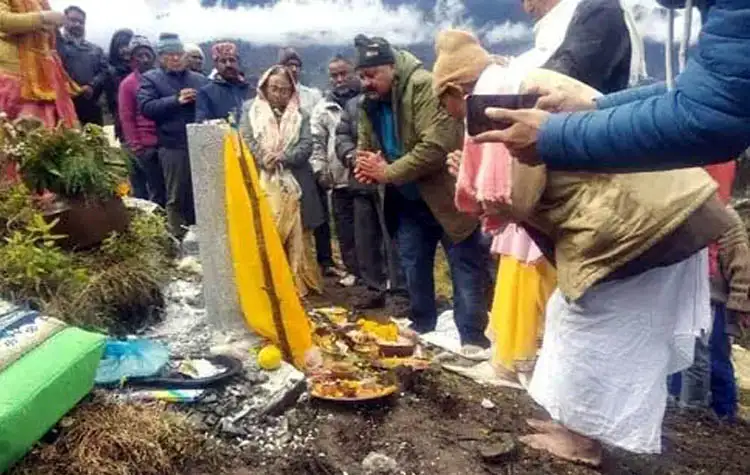 Pithoragarh । विधायक हरीश धामी ने किया गोशाला का शिलान्यास, कहा-गो संरक्षण उनका निजी सपना रहा है