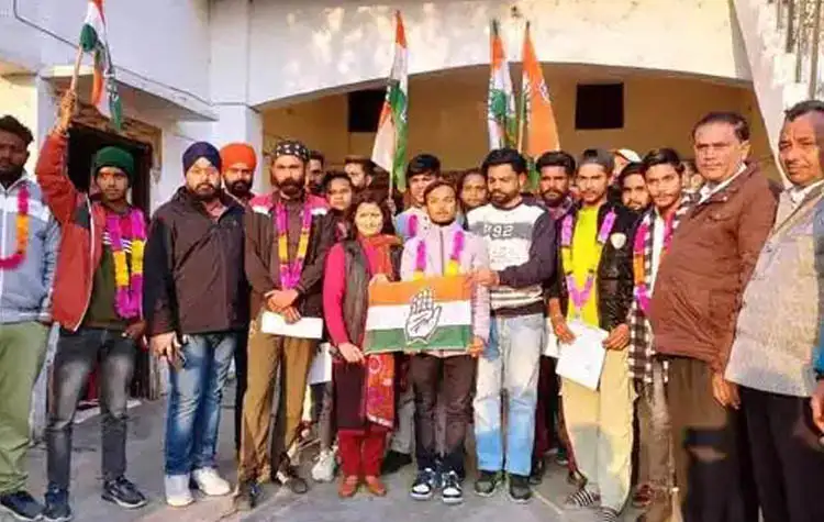 Udham Singh Nagar । बाजपुर में युवा कांग्रेसियों को सौंपे नियुक्ति पत्र, अन्य युवाओं को जोड़ने का किया आह्वान